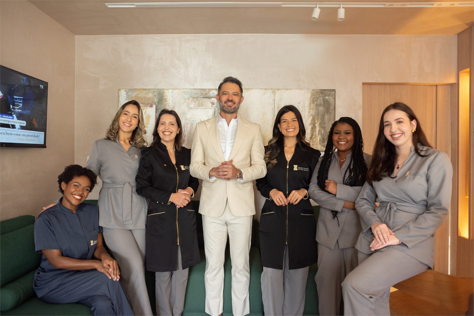 Equipe da Clínica Dias Júnior reunida
